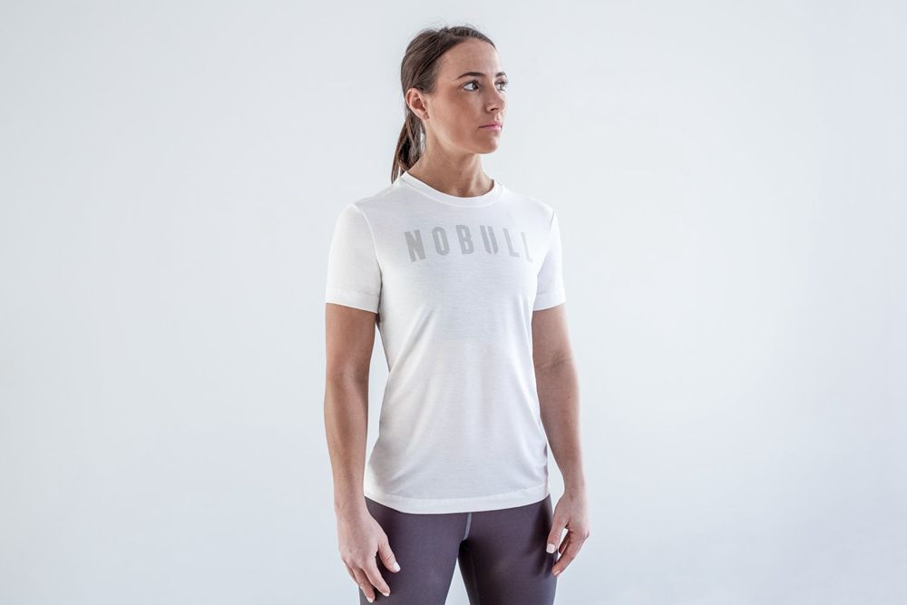 T-Shirts NOBULL Femme Blanche - NOBULL,France (2806-MDIVE)